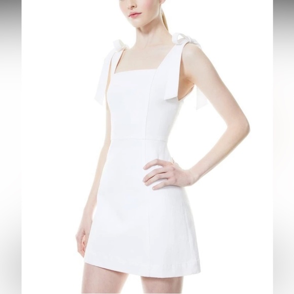 ALICE + OLIVIA - MARYANN TIE SHOULDER MINI DRESS - White Jean Dress Jumper - Picture 7 of 12